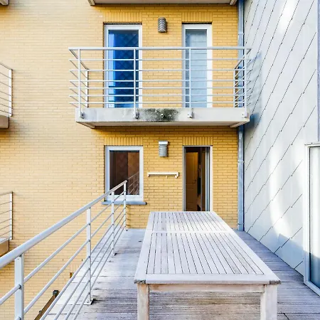 דירה Dante 101 Modern With Side Sea View קוקסיידה